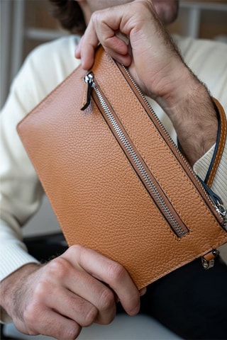 Pochette en cuir Mini Leo - Marron