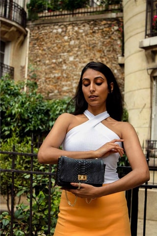 Mala a tiracolo de couro Kiera - Preto