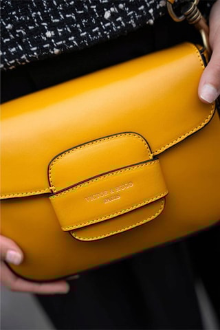 Mala a tiracolo de couro Eliane - Amarelo