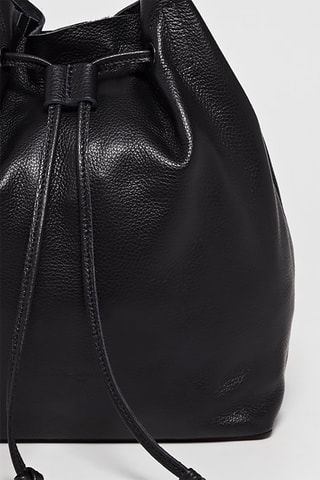 Mala bucket em couro Luna - Preto