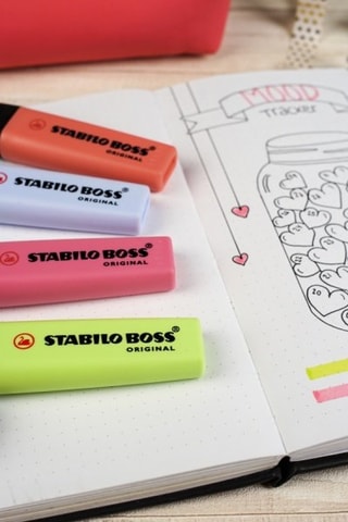 3 sublinhadores Boss Original - Tintas coral e azul-celeste