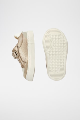 Sneakers - Ecru en Goudkleurig