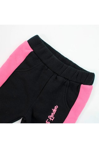 Sweat e calças de treino 
Preto e rosa 