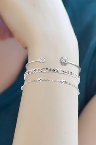 3 braceletes  Prateado