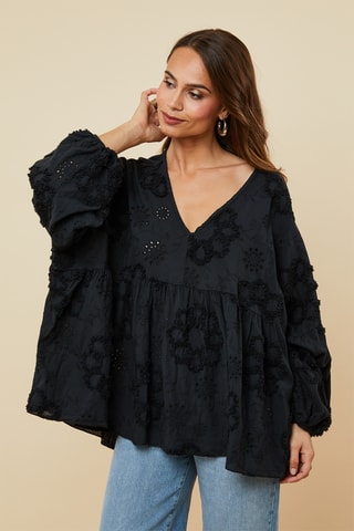Top met Engelse Borduursels - Zwart