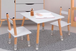 Table et 2 chaises - Imitation bois et blanc