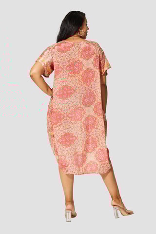 Robe droite - 
Rose