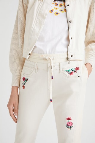 Rechte Jeans Ecru