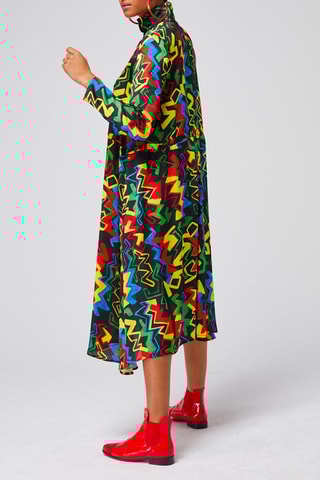 Vestido direito 
Preto
