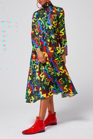 Vestido direito 
Preto