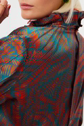 Camisa Vermelho e azul