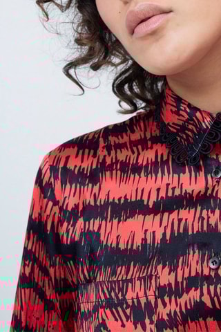 Camisa Vermelho e preto