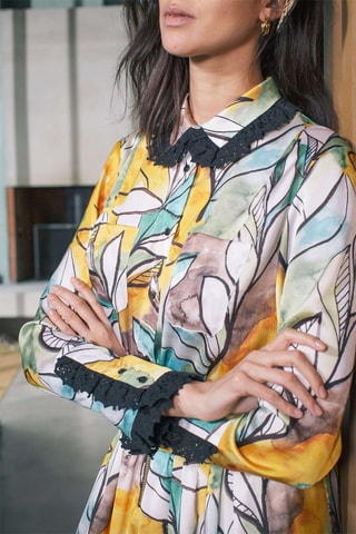 Camisa 
Amarelo