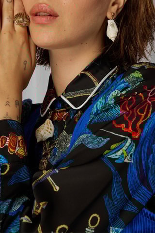 Blusa Azul e preto