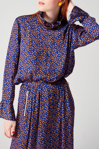 Blusa Azul e laranja