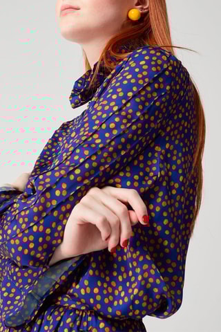 Blusa Azul e laranja