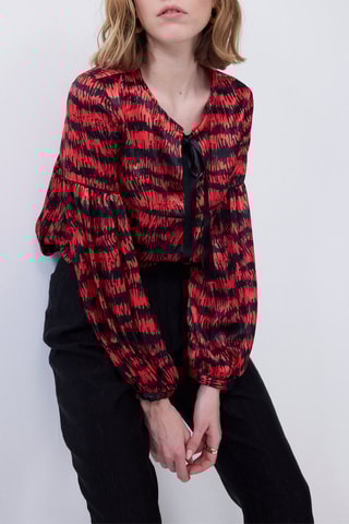 Blusa Vermelho e preto