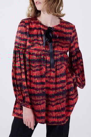 Blusa Vermelho e preto