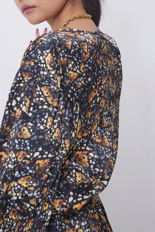Blusa Preto e camel