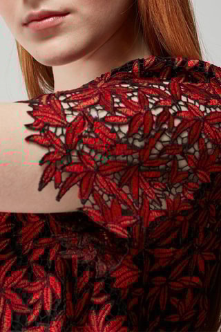 Macacão 
Vermelho