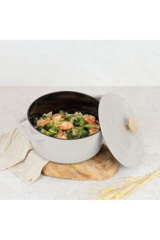 Tacho em ferro fundido - 4,35 l - 24 cm