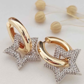 Brincos estrelas - Latão banhado a ouro e zircões