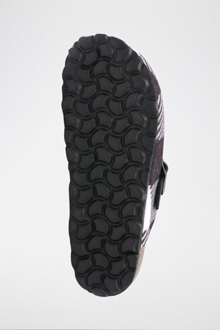 Socas Rosso 
Preto e branco