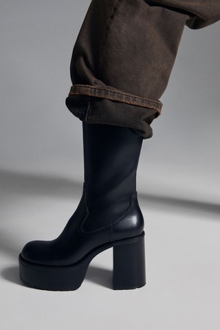 Botins com plataforma - Preto
