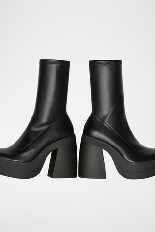 Botins com plataforma - Preto