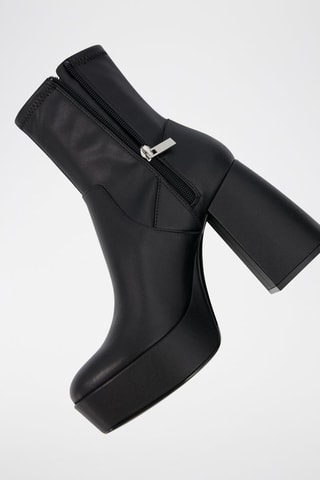 Botins com plataforma - Preto