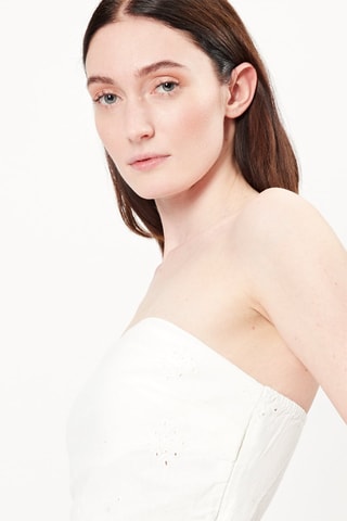 Crop top corpete em bordado inglês - Branco