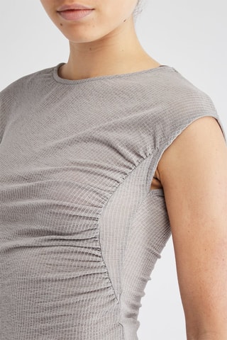 T-shirt - Cinzento