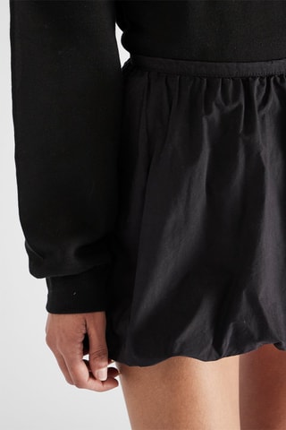 Saia - Preto