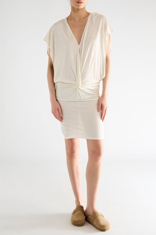 Vestido direito - Cru