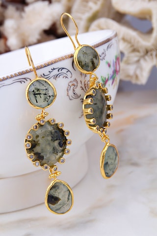 Boucles d'oreilles dorées à l'or fin jaune - Prehnites et zircons