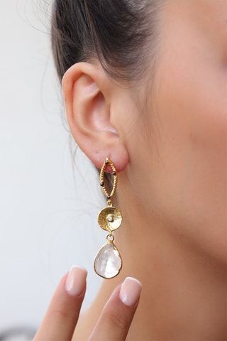 Boucles d'oreilles dorées à l'or fin jaune - Nacre
