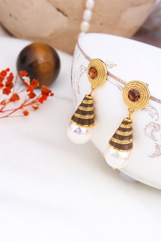 Boucles d'oreilles dorées à l'or fin jaune - Perles et zircons