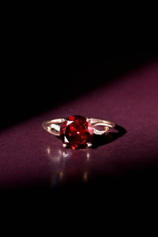 Bague Loïca - Or rose, diamants et grenat