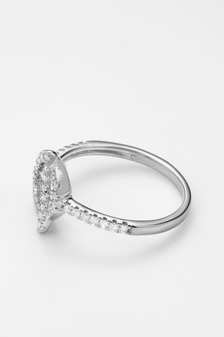 Bague - Or blanc et diamants