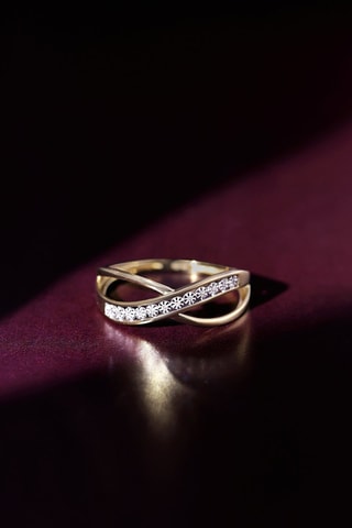 Bague Liée - Or jaune et diamants