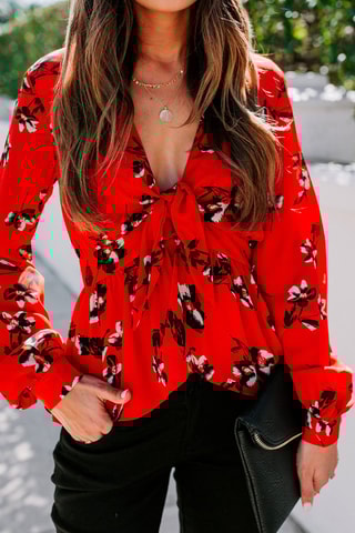Top atado Vermelho e preto
