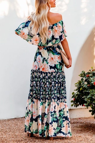 Vestido Cru e azul-marinho