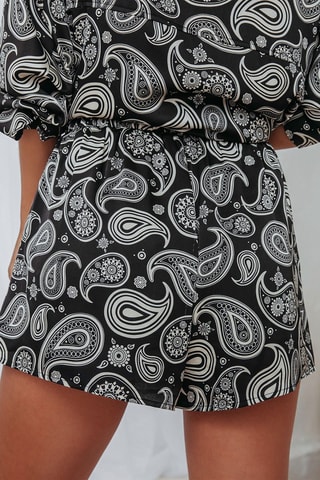 Camisa e calções Preto e branco