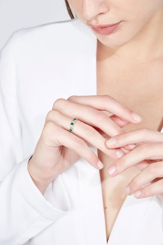 Anel Abaya Ouro branco, diamantes 0,03 quilates/6 e esmeralda 0,6 quilates/3