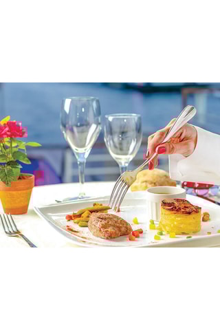Coffret 2h d'excursion sur la Seine avec dîner, pour 2 personnes