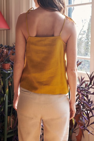 Camisola interior em linho - 
Amarelo