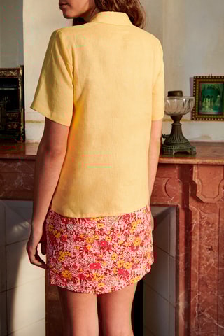Camisa em linho - 
Amarelo