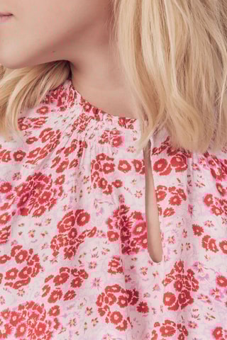 Blusa Taek Branco e vermelho