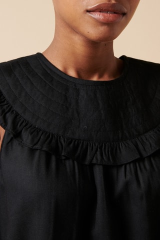 Top - 
Preto