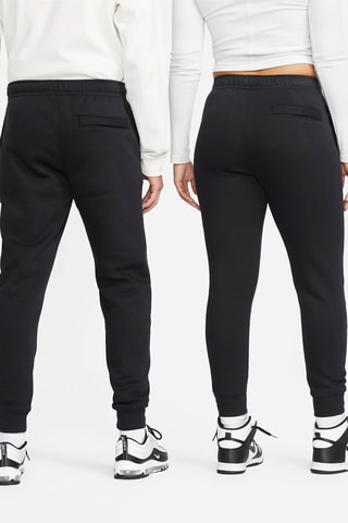 Calças Nike Tall cuffed Club - Preto